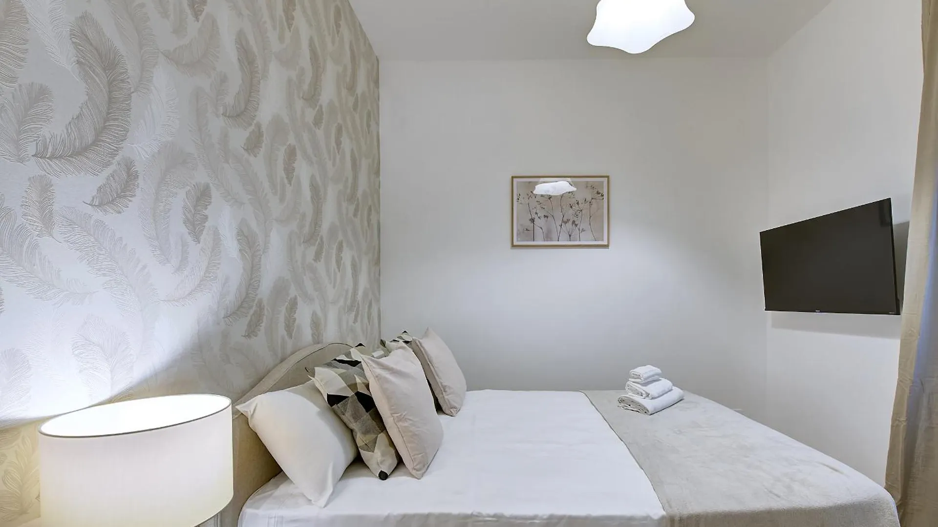Silver Loft San Giovanni Rome Apartment